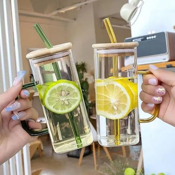 Beautiful Design High Quality Transparent drinking Glass with Straw